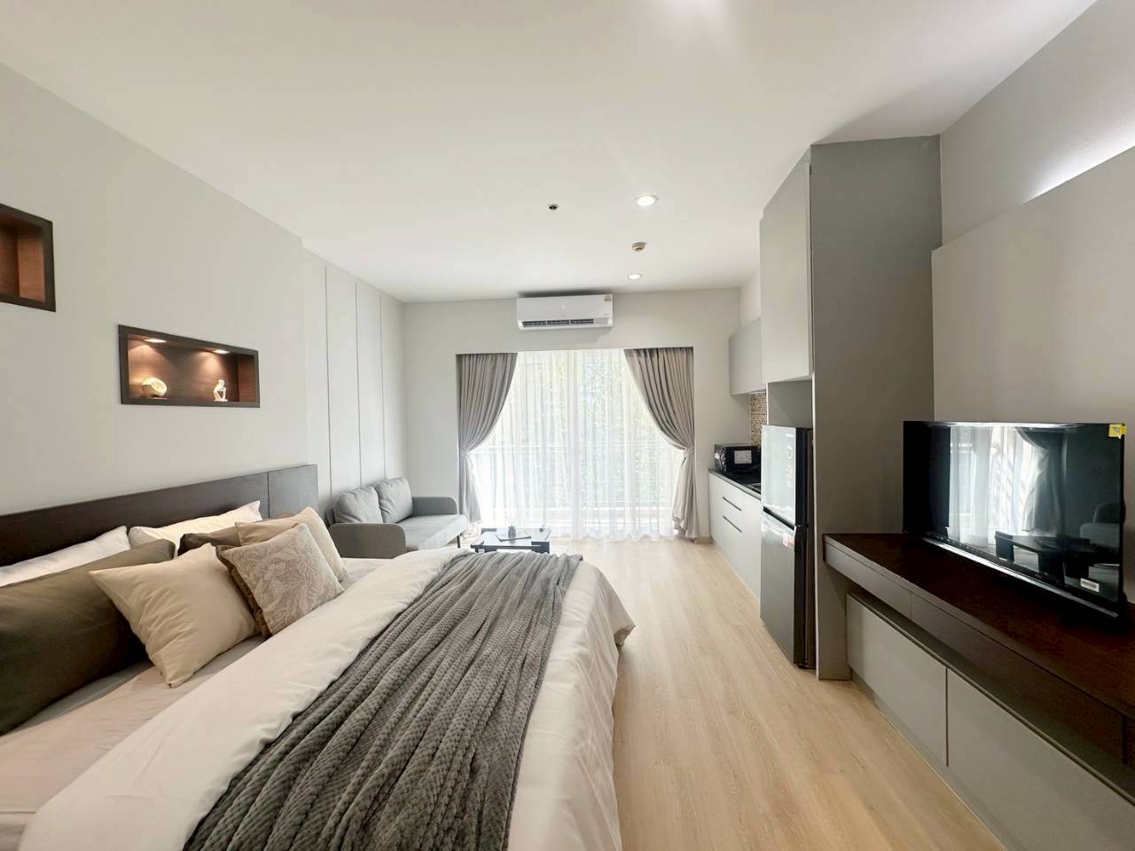 Phanason The Green Place Condominium WR-04244 4