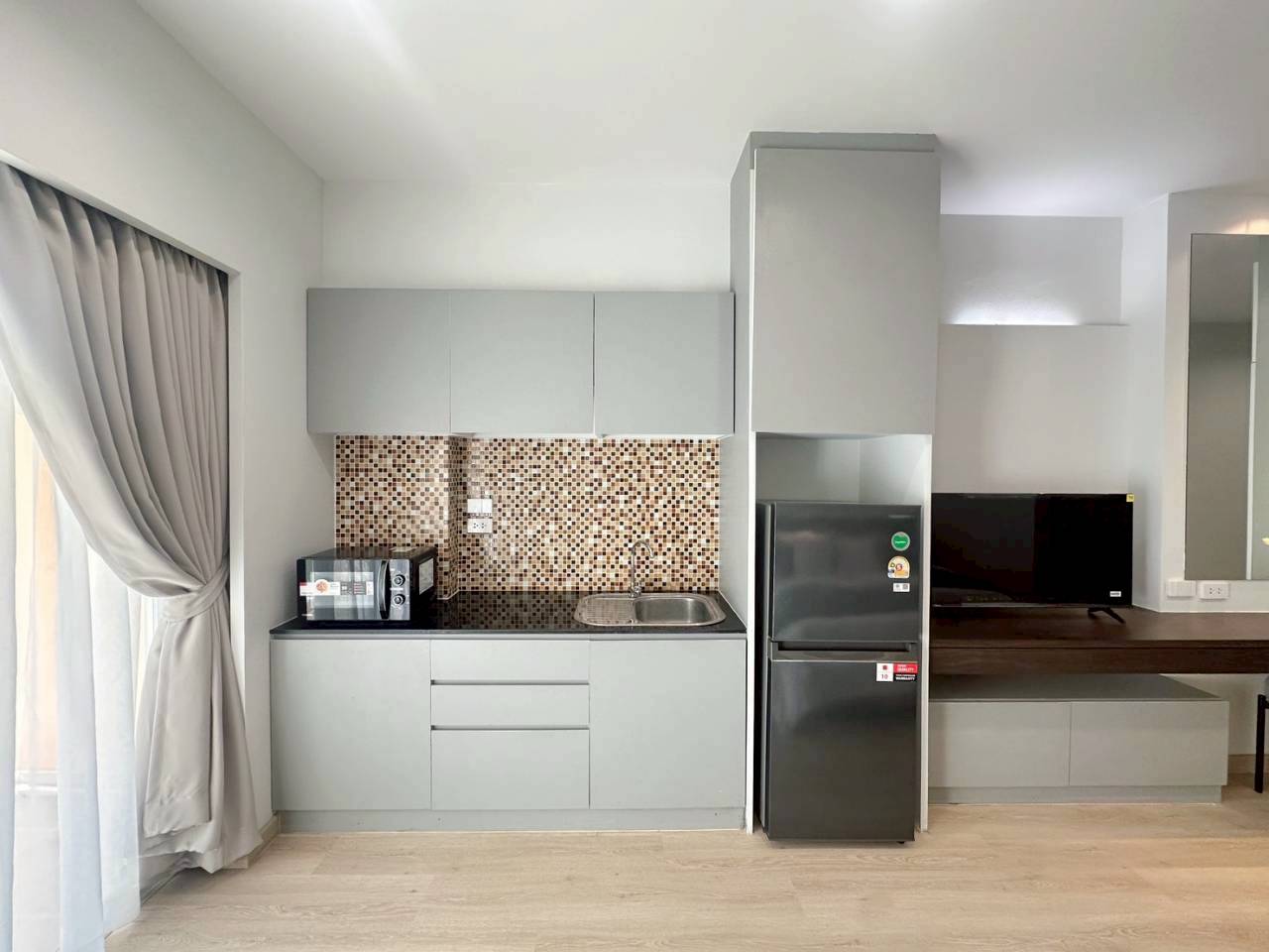 Phanason The Green Place Condominium WR-04244 7