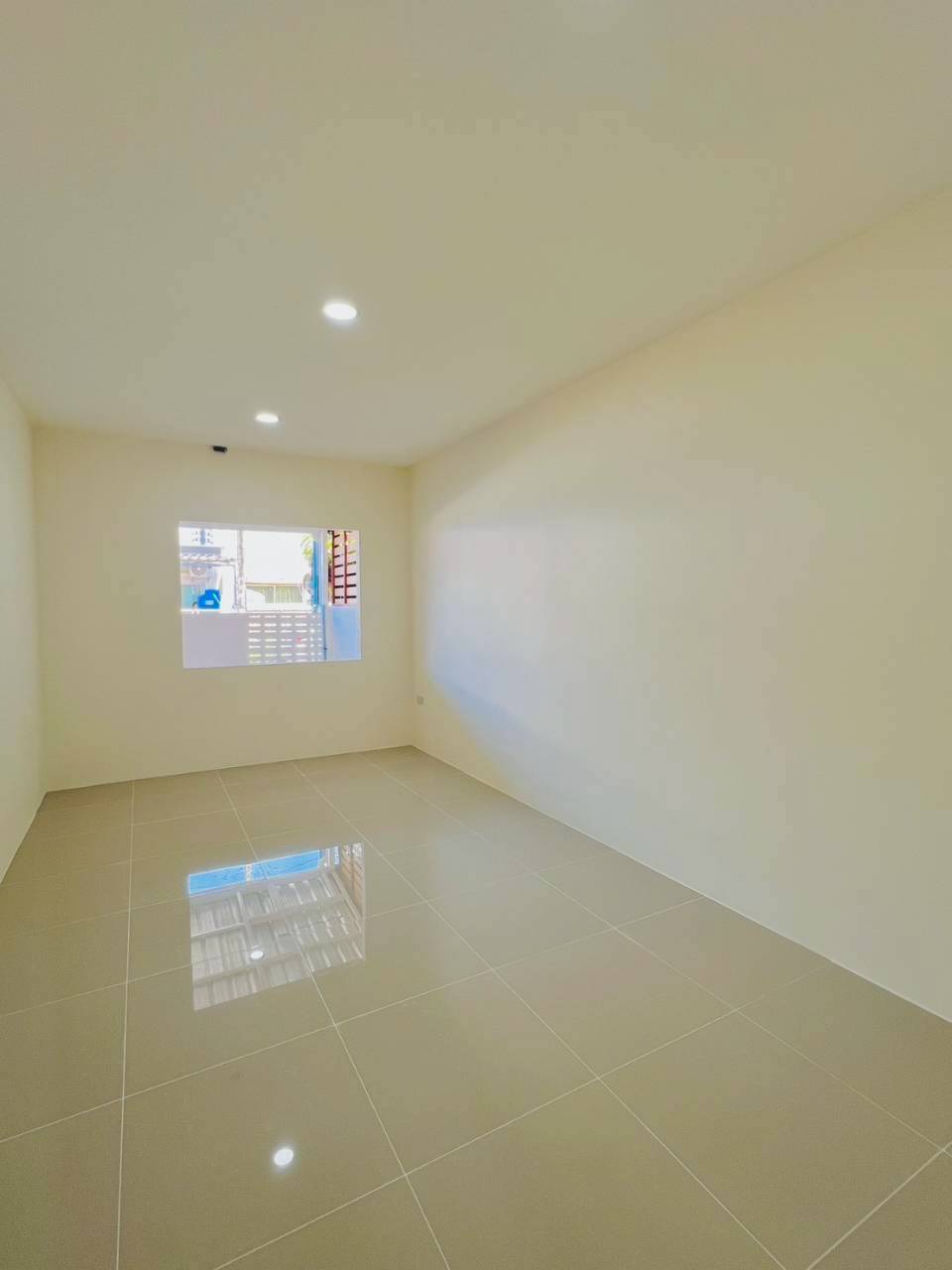 หมู่บ้านตะวันเพลส WR-04267 10