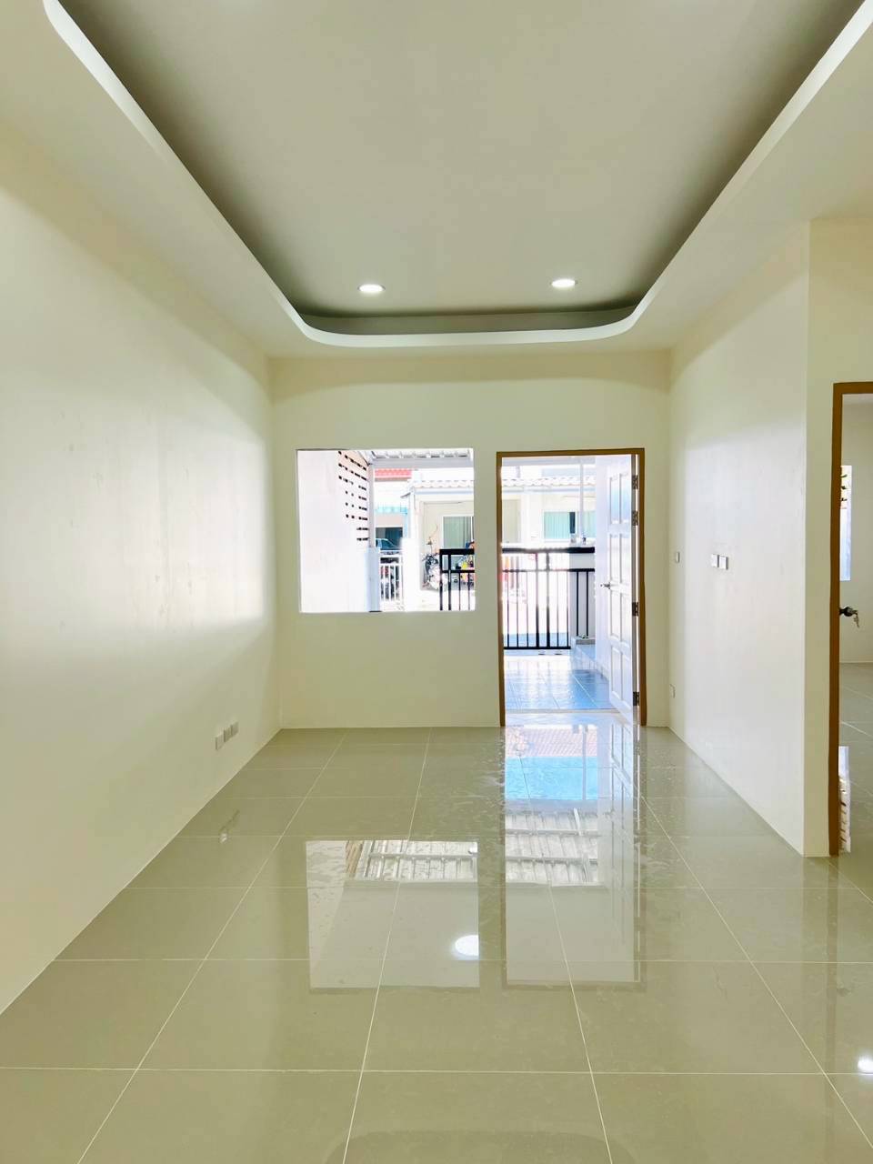 หมู่บ้านตะวันเพลส WR-04267 2