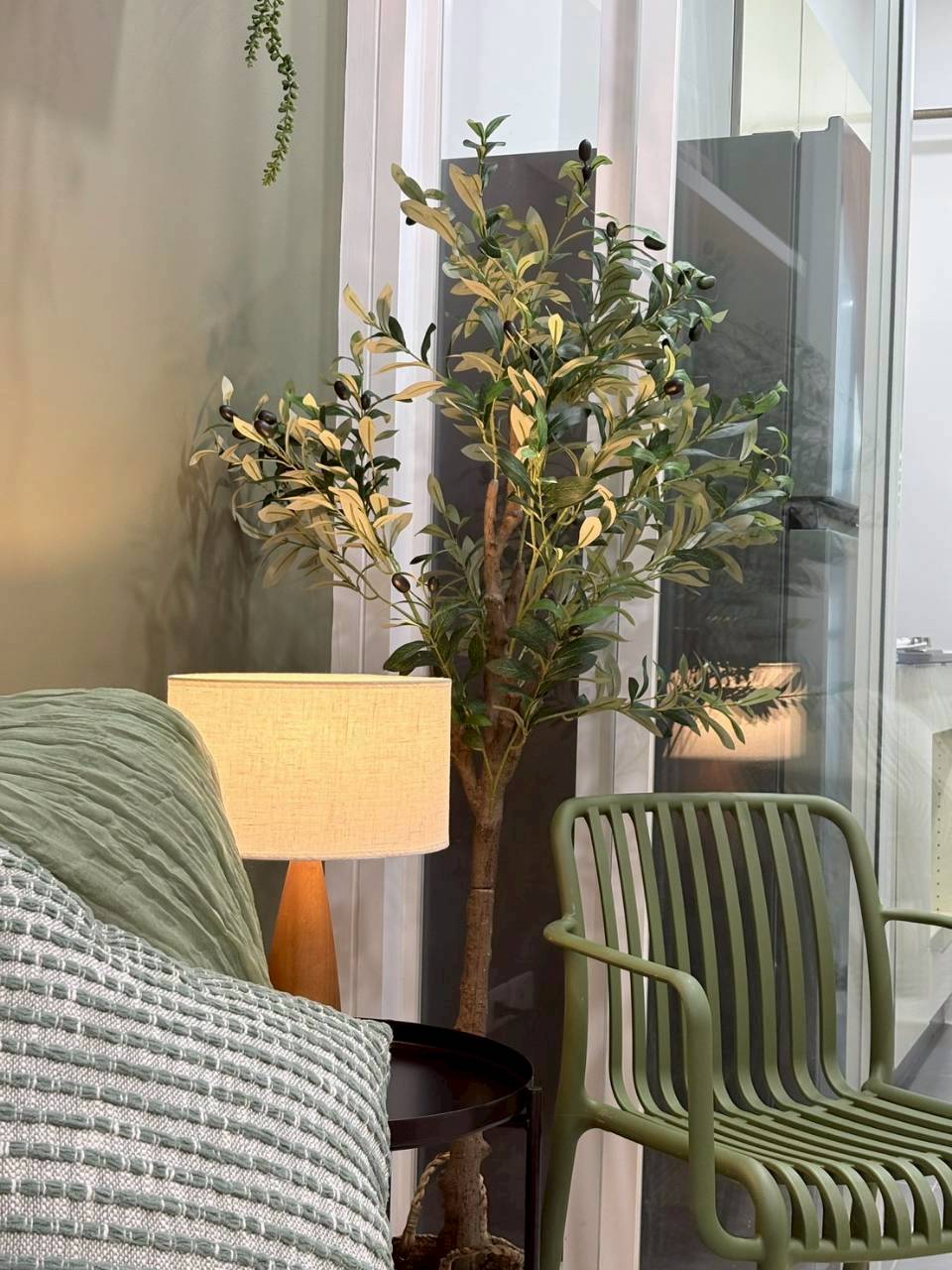 The Base Uptown WR-04269 9