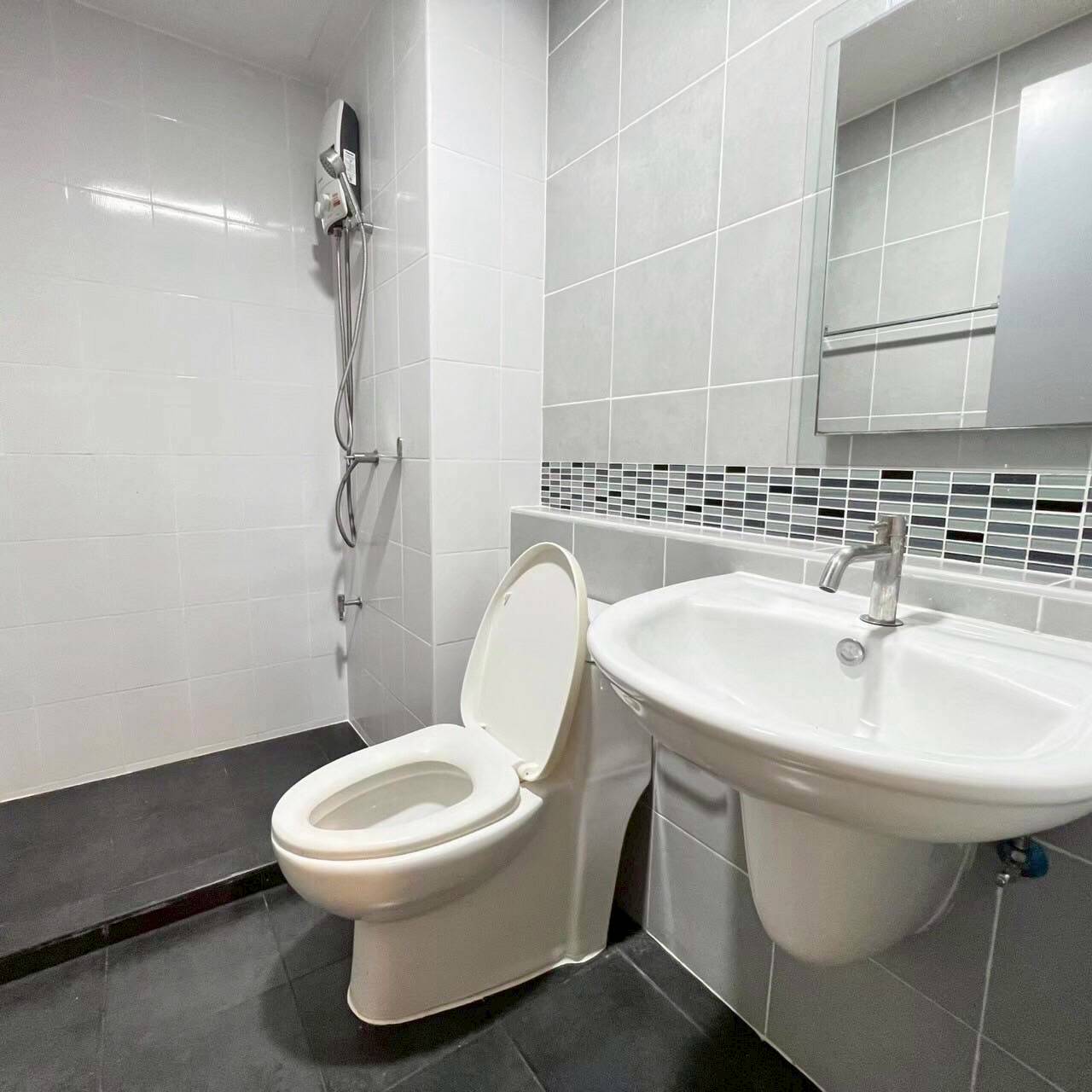 Dcondo Kathu WR-04272 9