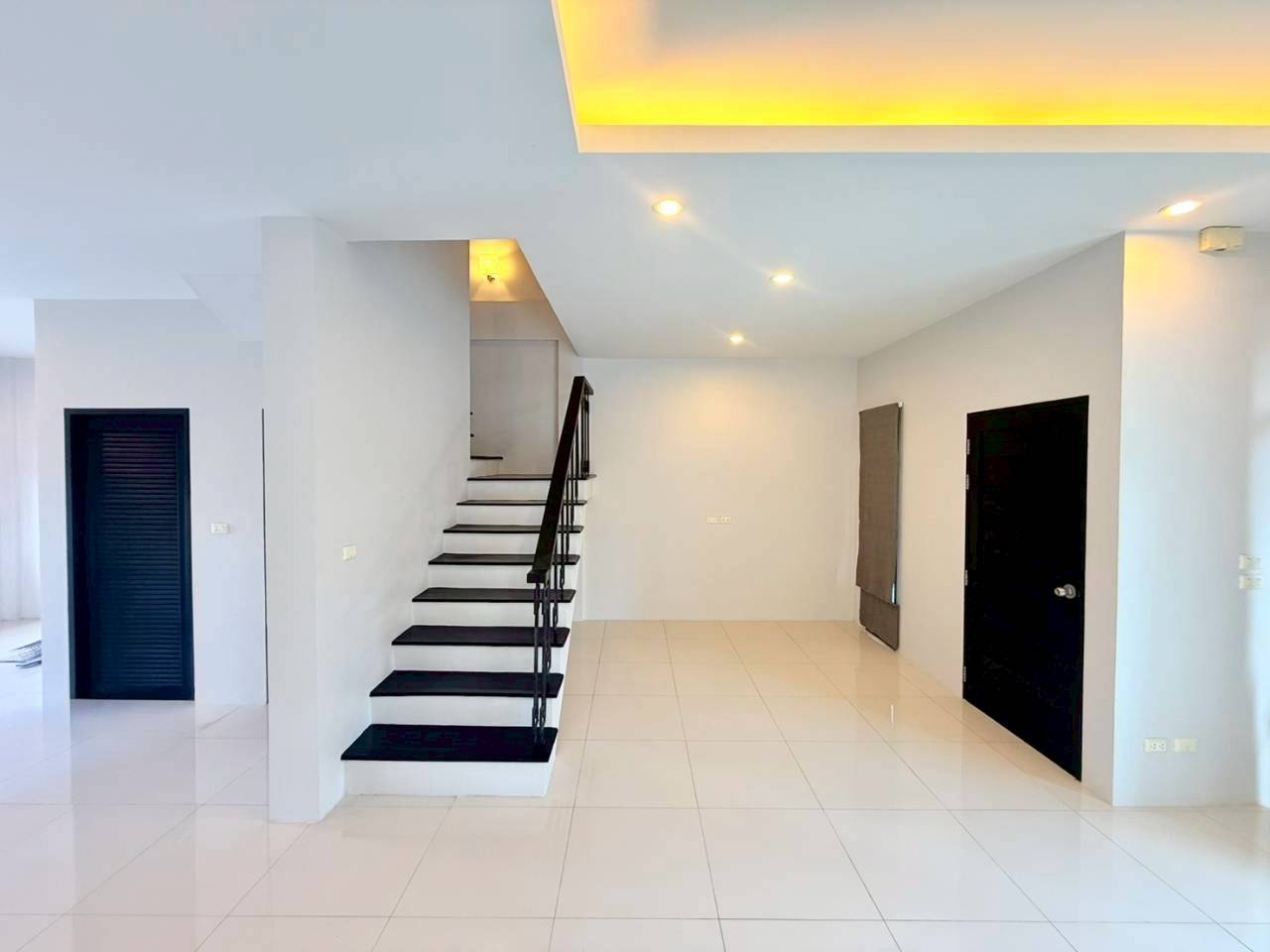 หมู่บ้านชิโนวิลเลจ รัษฎา WR-04273 10