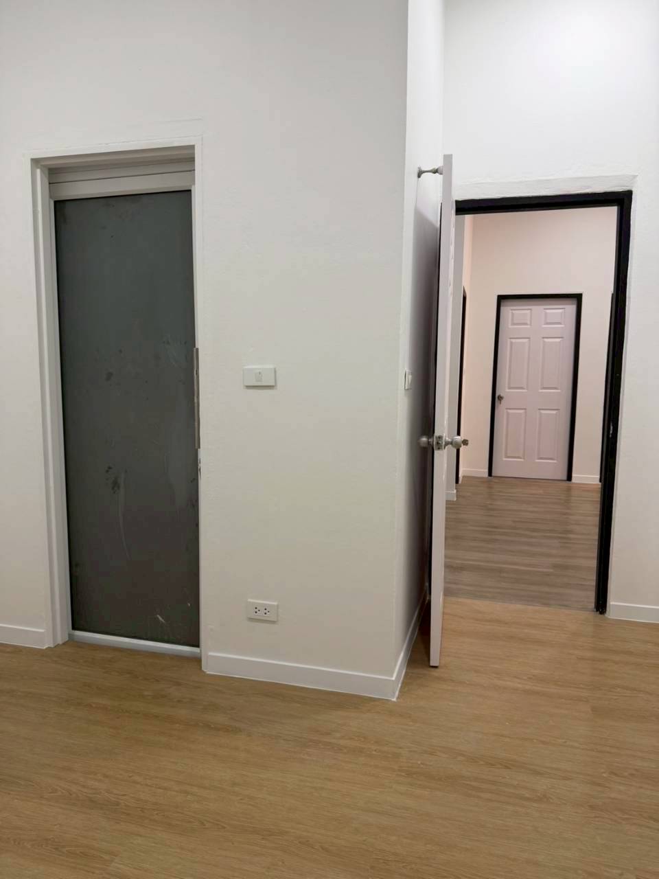 หมู่บ้านเดอะริชนากก WR-04283 9