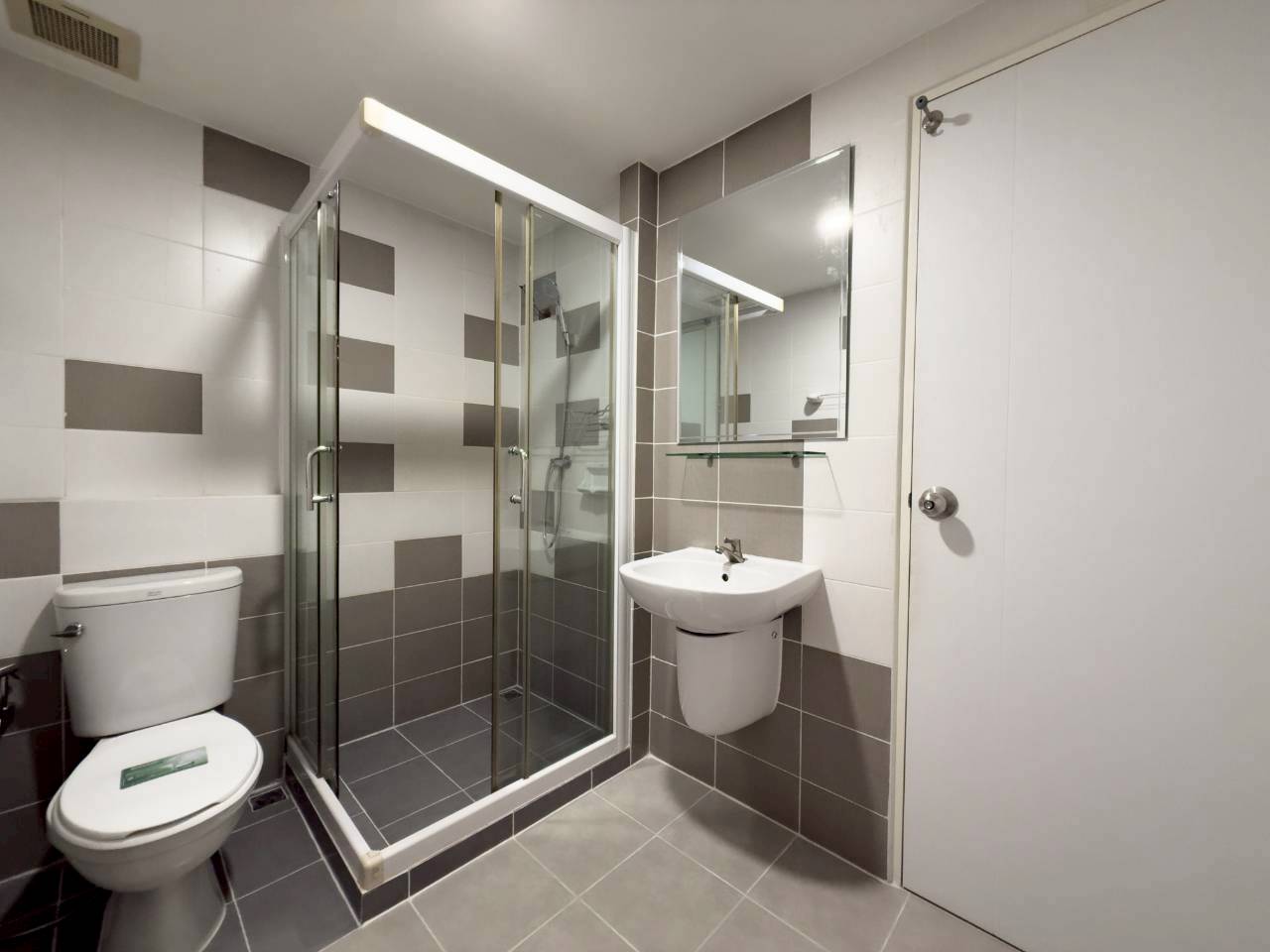 Zcape 3 Condominium WR-04286 11