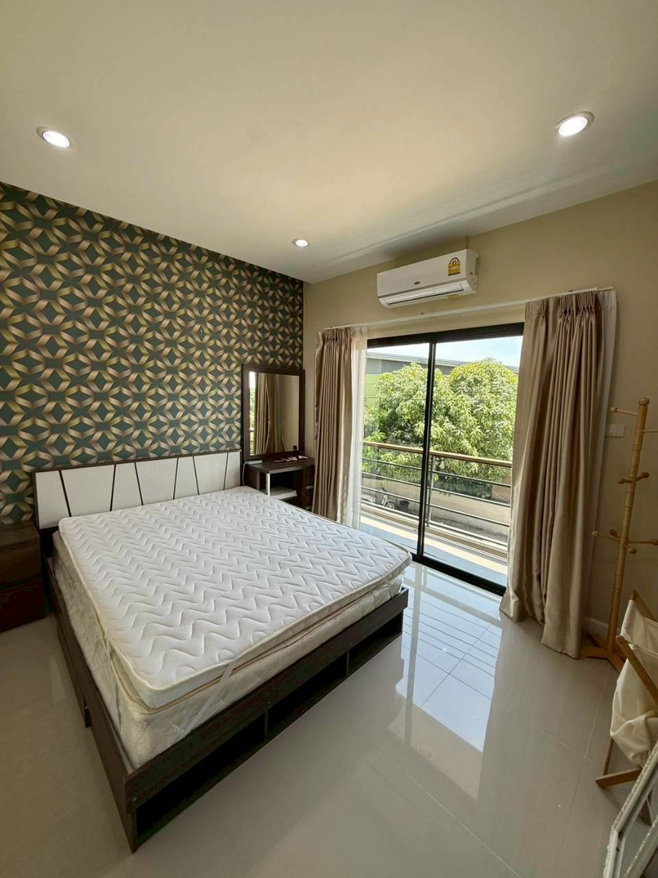 หมู่บ้านโกลเด้นวิลล์ ถลาง WR-04305 10