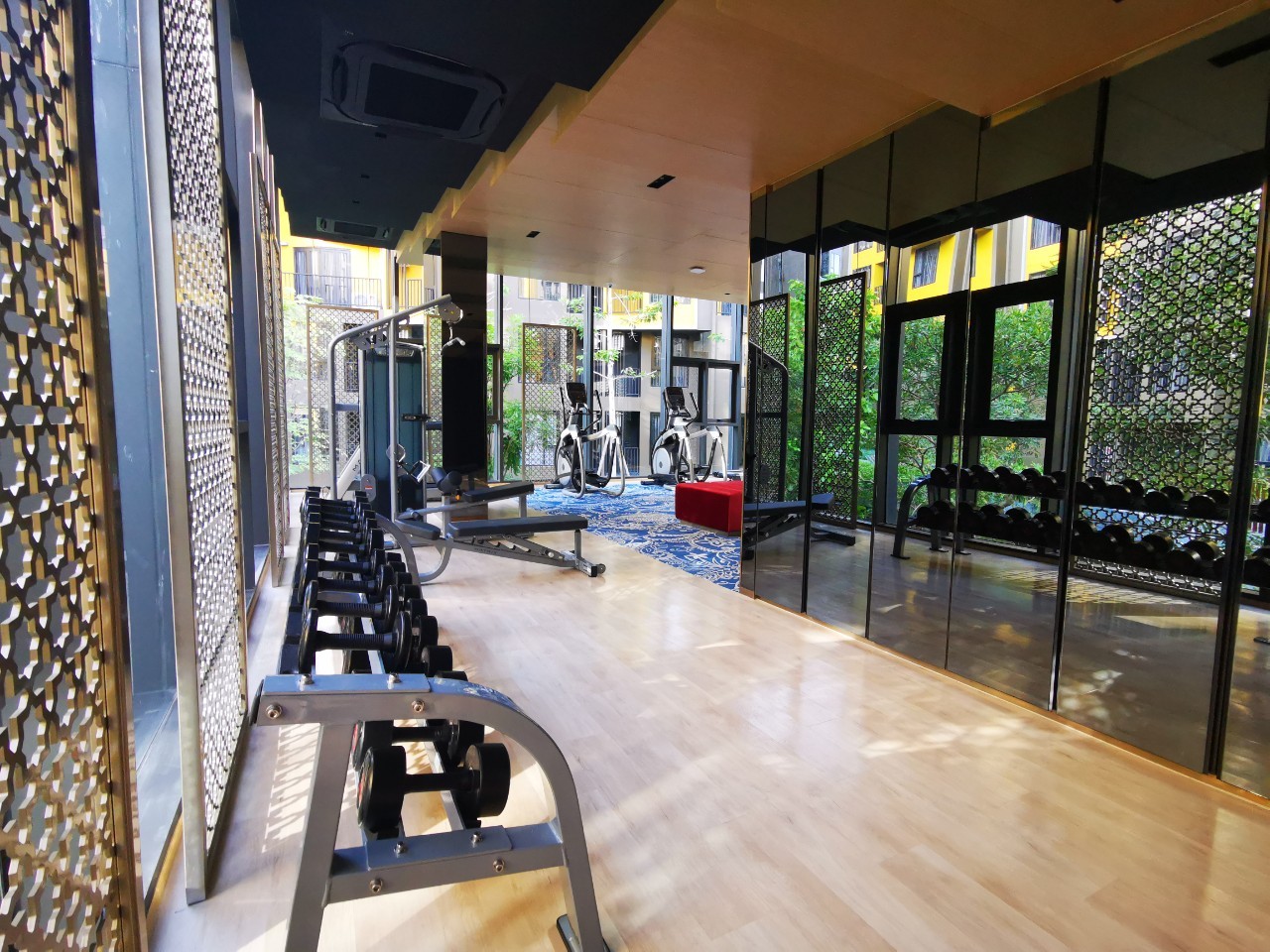 The Base Central WR-04306 12