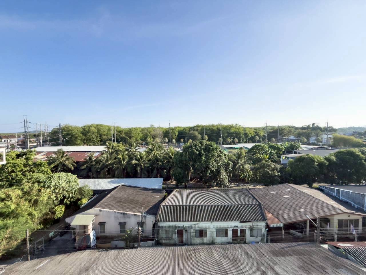 The Wide Condominium WR-04308 12