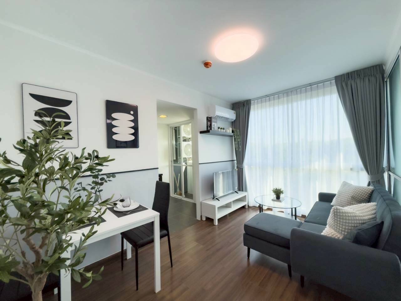 The Wide Condominium WR-04308 8