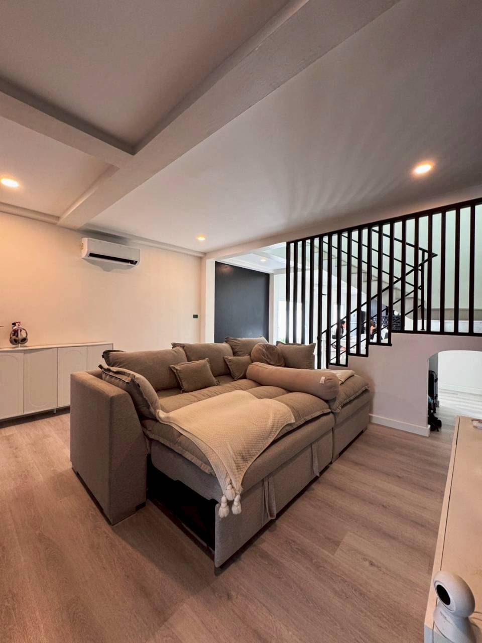 ทาวน์เฮาส์ ซอยนากก WR-04316 2