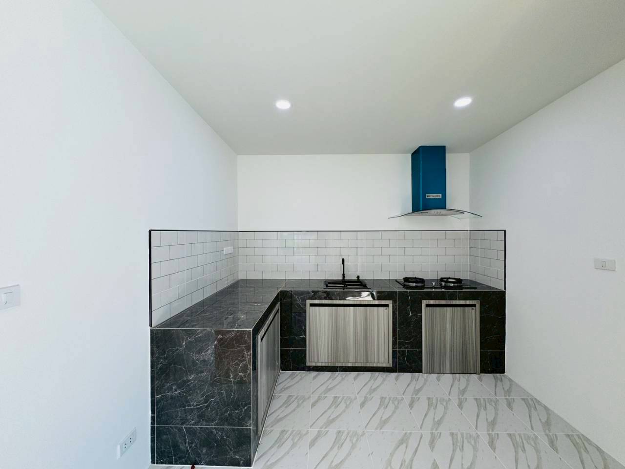 หมู่บ้านธนาภา ท่าเรือ WR-04317 9