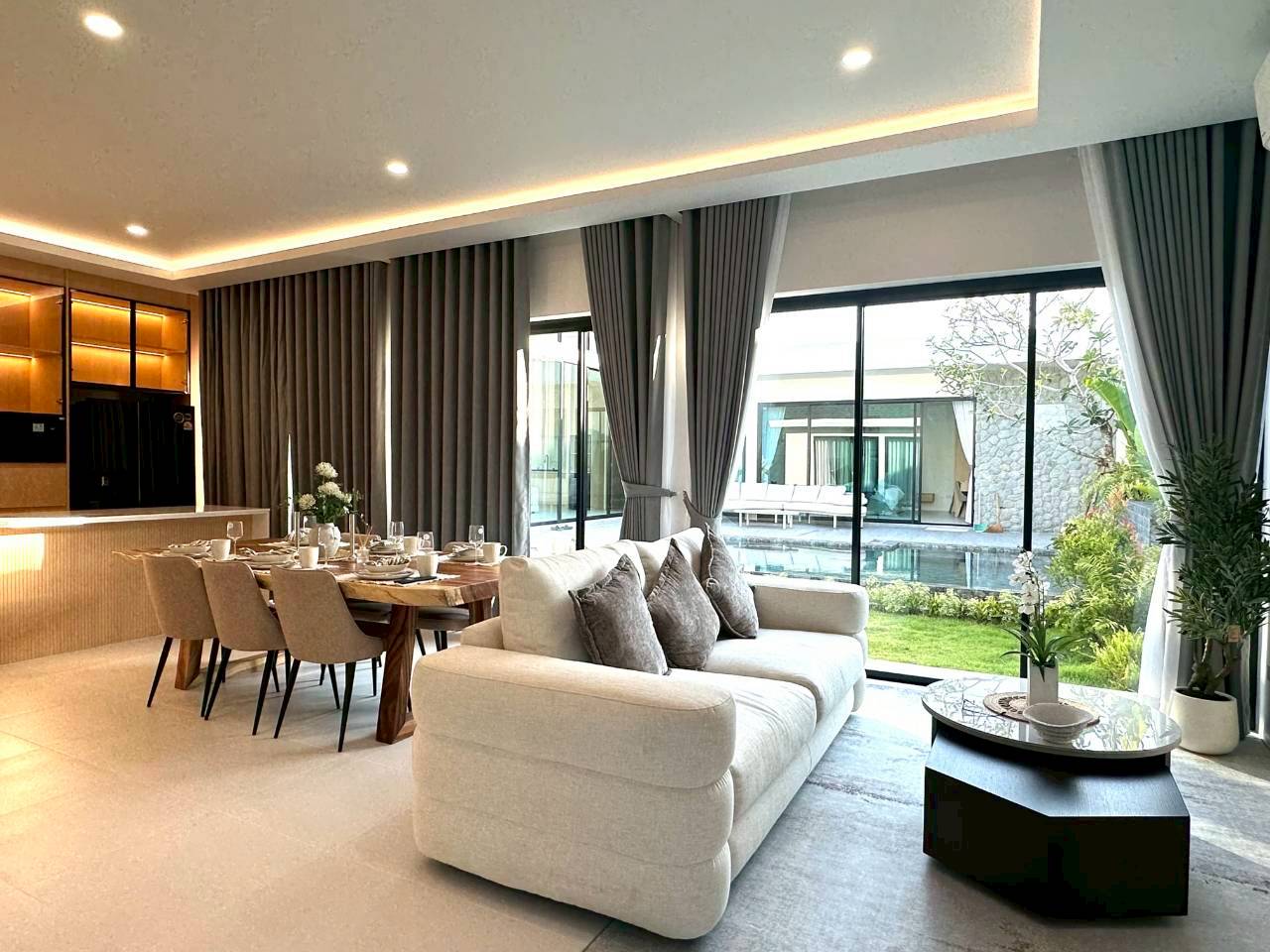 Land and House ปาริชาต WR-03849 3