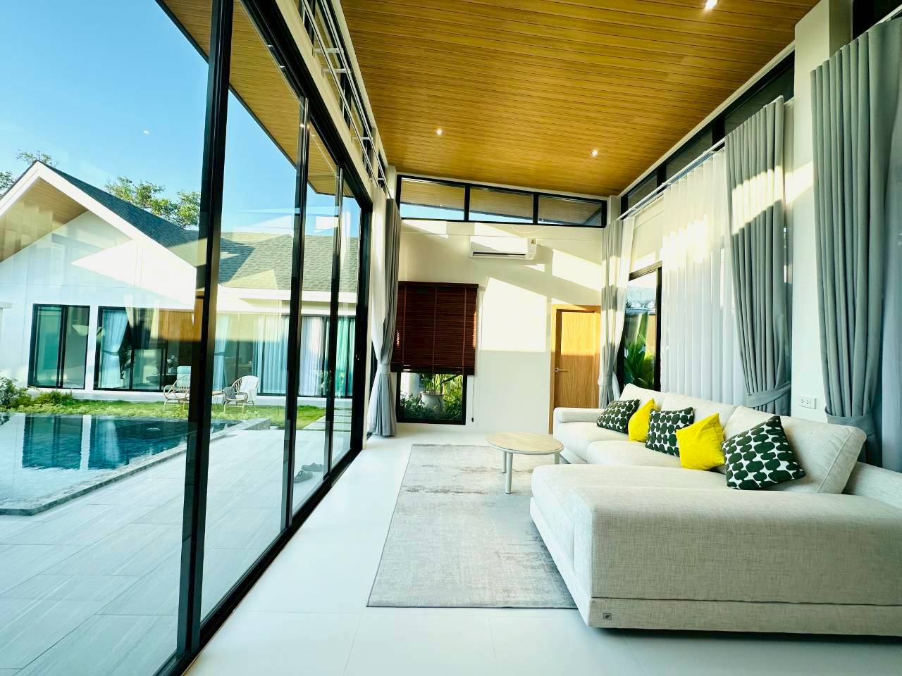 Land and House ปาริชาต WR-03849 5