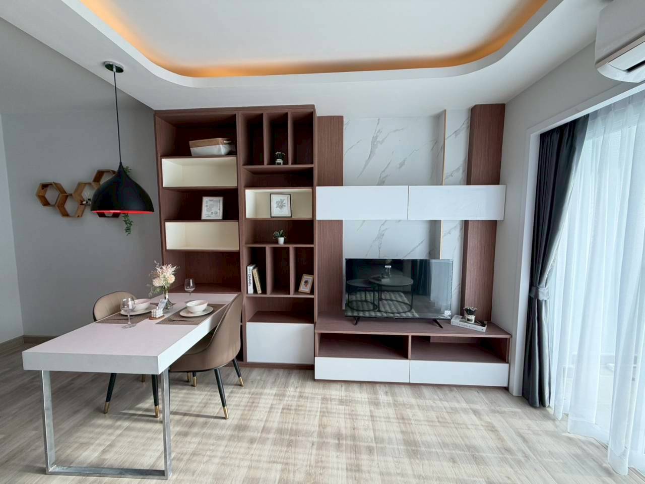 Phanason The Green Place Condominium WR-04334 2