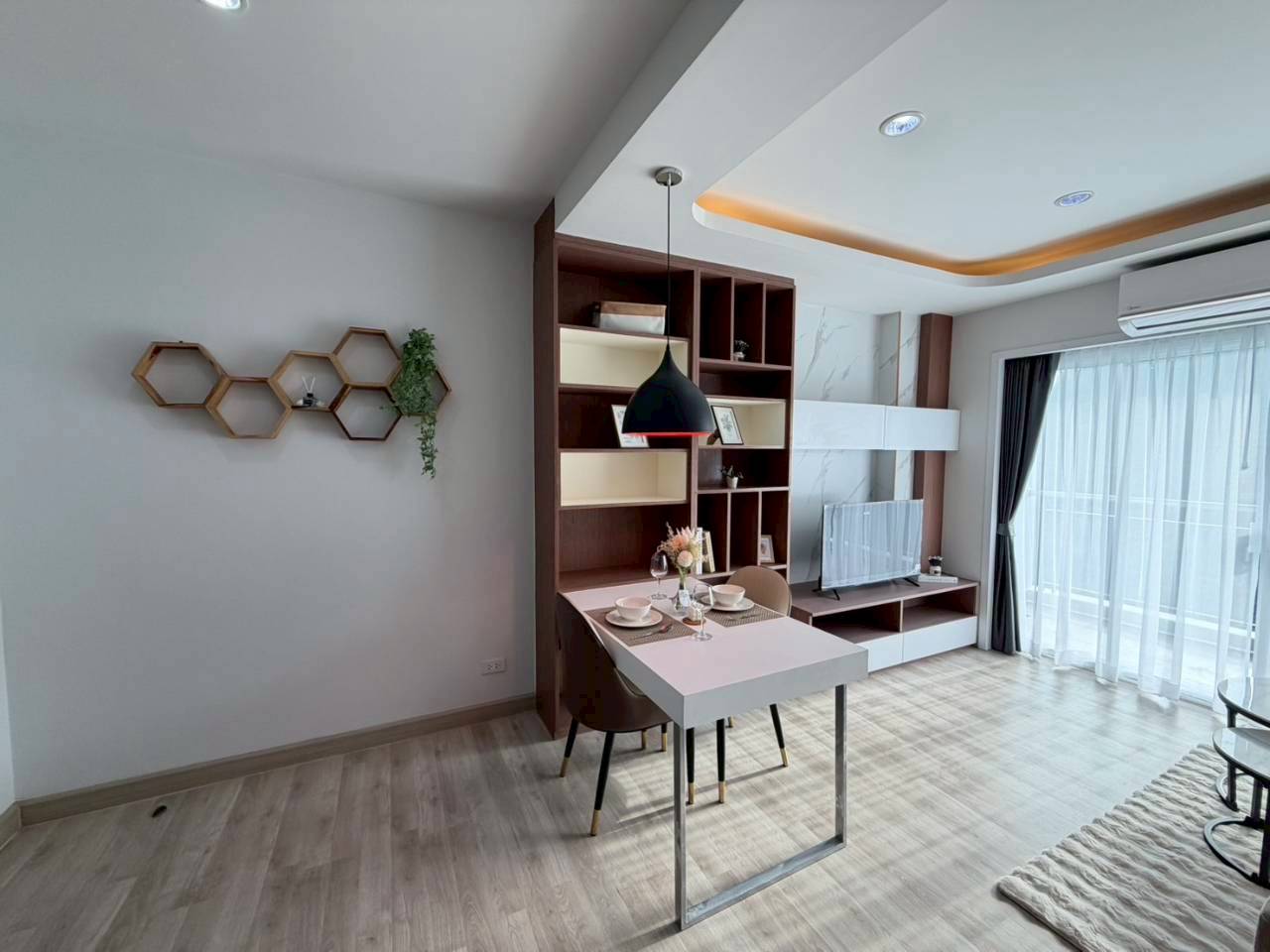 Phanason The Green Place Condominium WR-04334 7