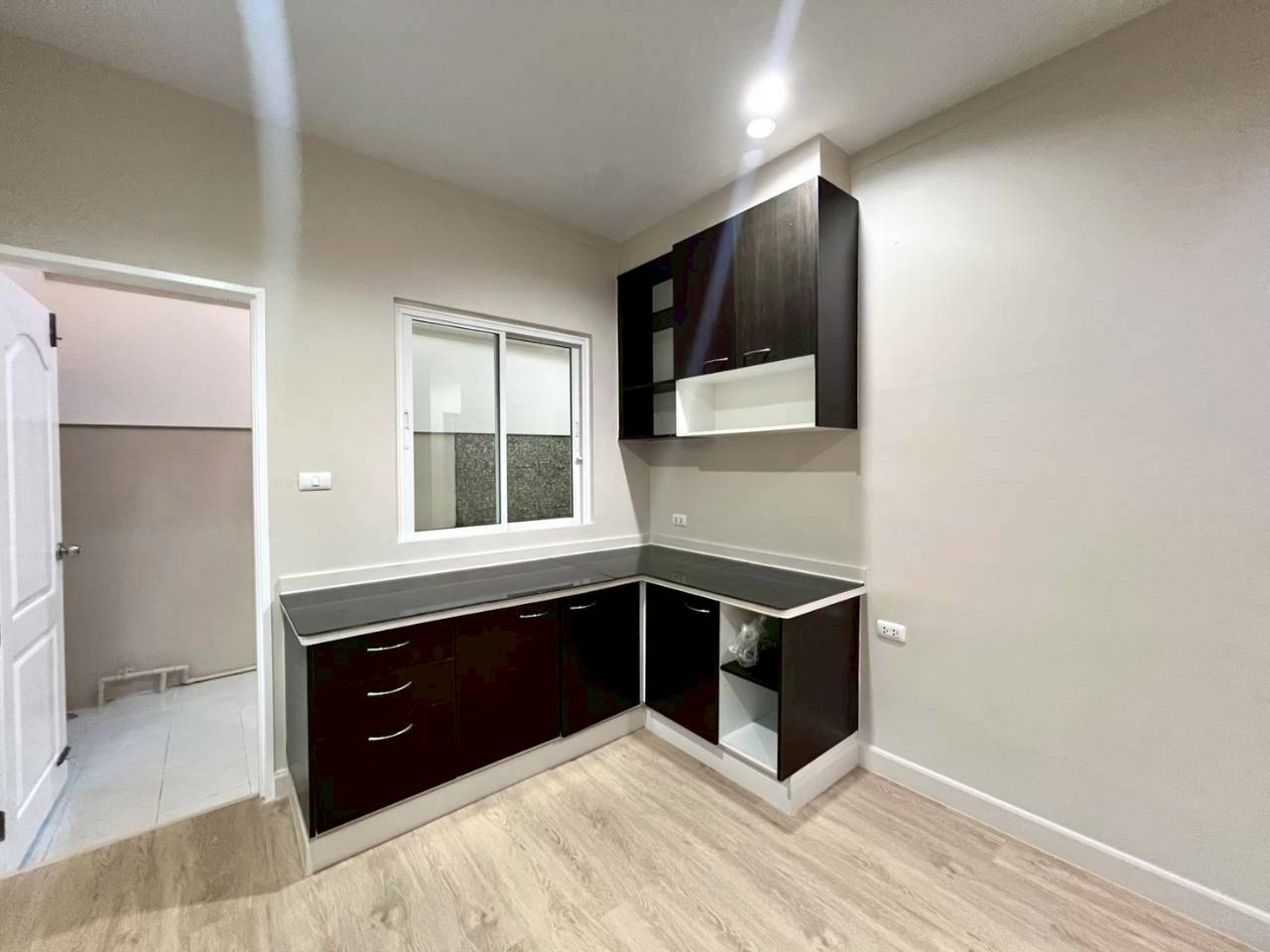 หมู่บ้านไอลีฟทาวน์ 2 WR-04336 6