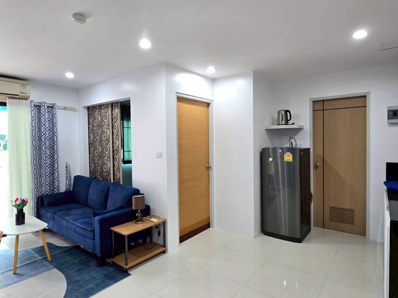 Ratchaporn Place WR-04348 4