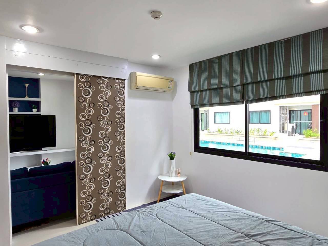 Ratchaporn Place WR-04348 8