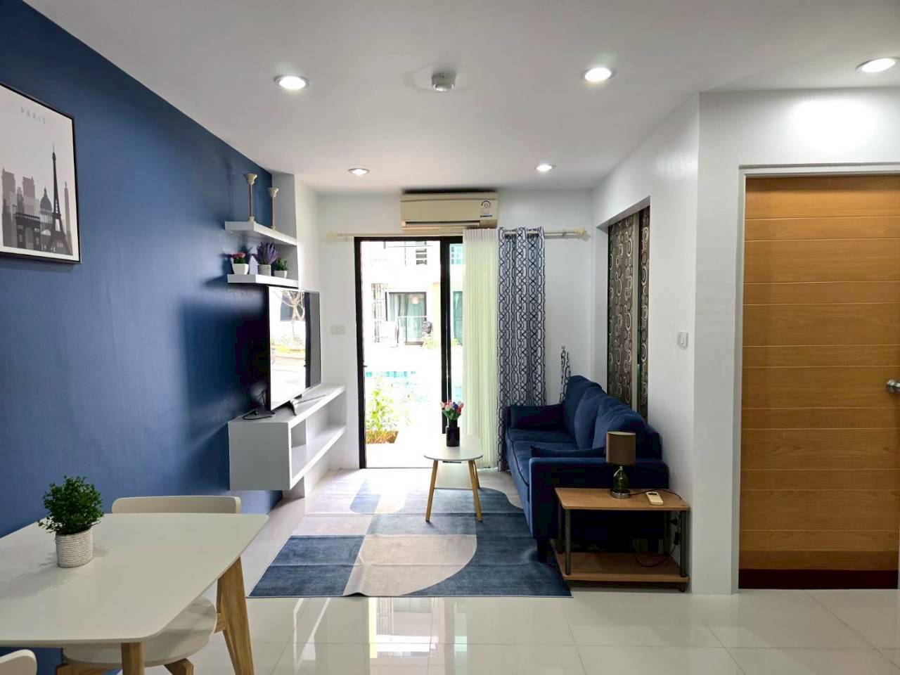 Ratchaporn Place WR-04348 9