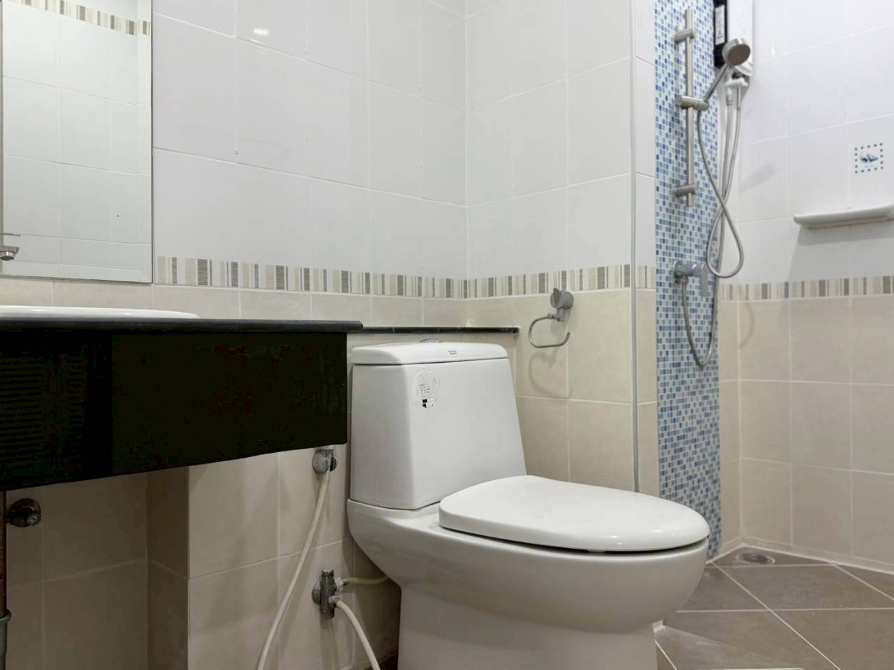 Phanason The Green Place Condominium WR-04350 11