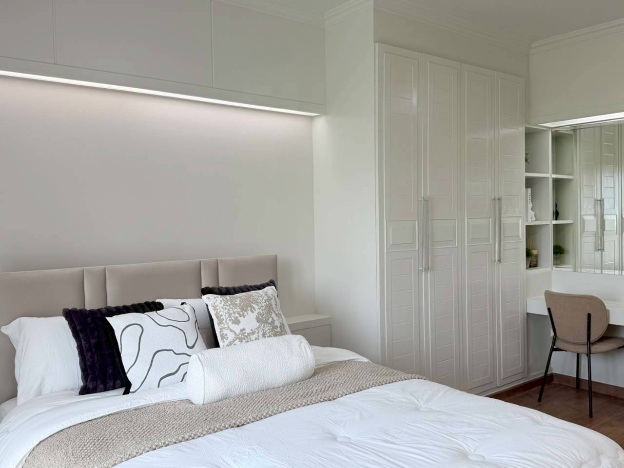 Phanason The Green Place Condominium WR-04350 3