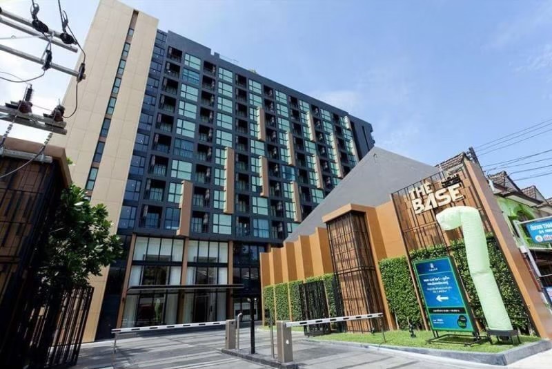 The Base Height WR-04360 12