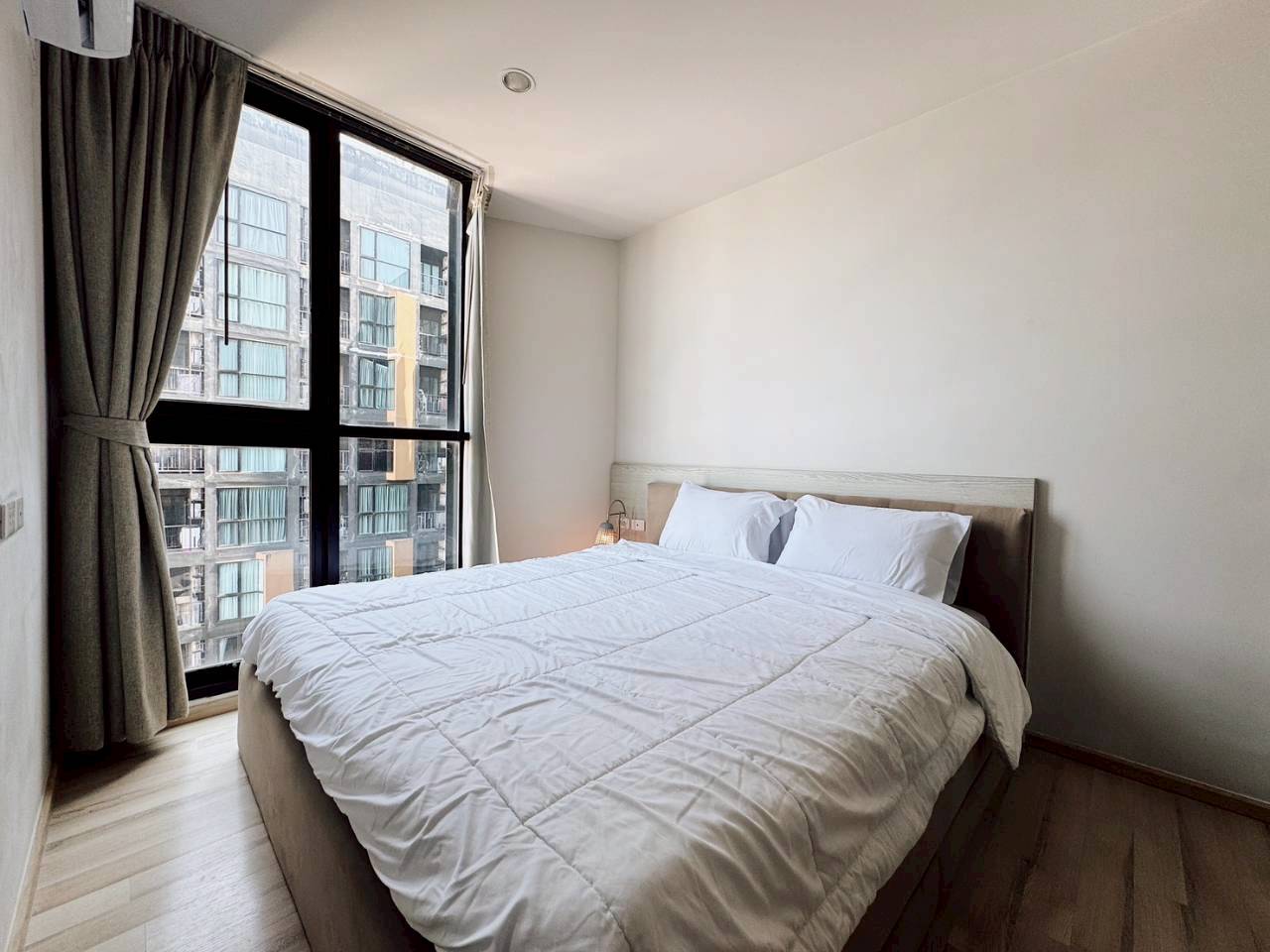 The Base Height WR-04360 8