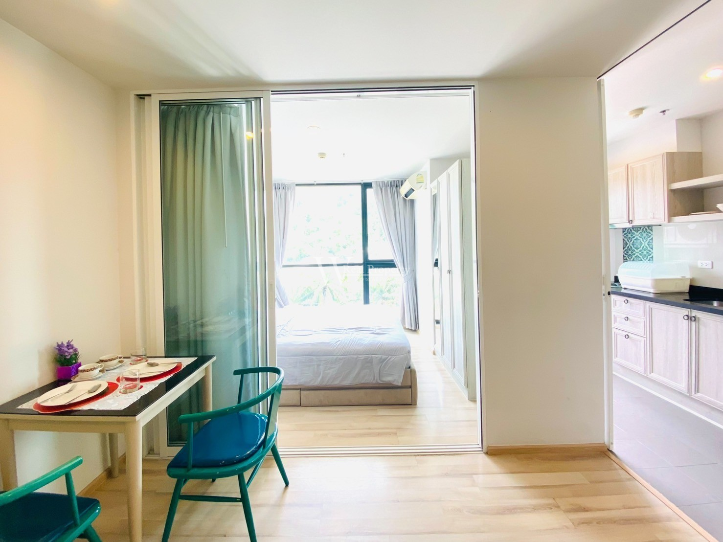 The Base Height WR-04361 5