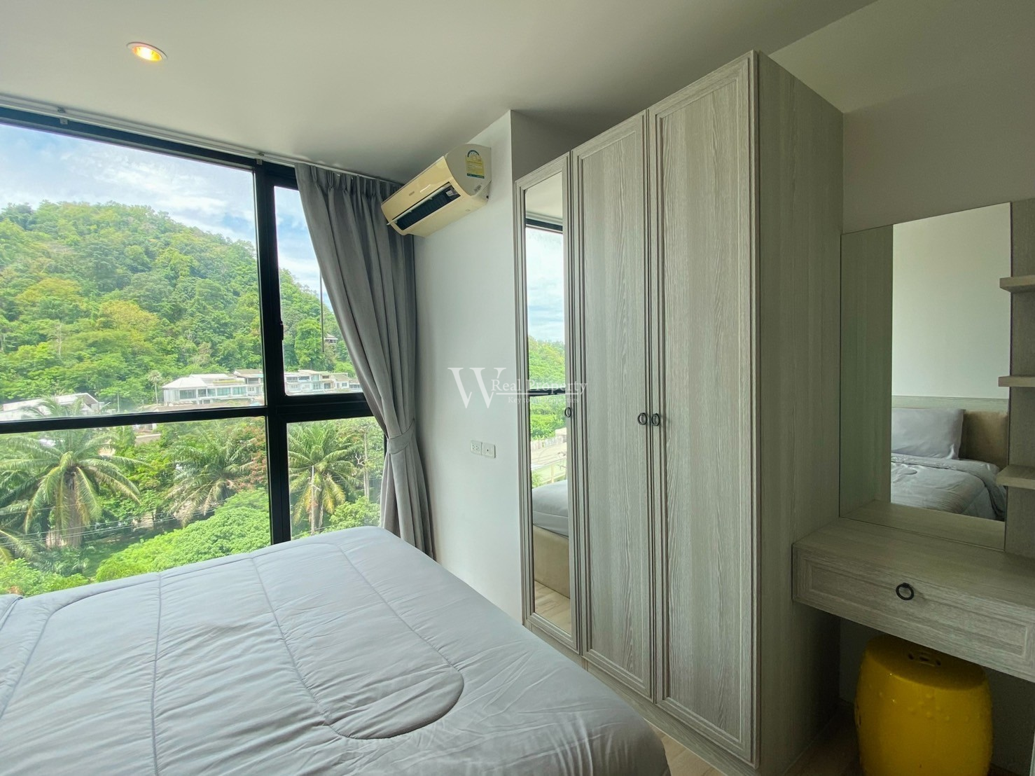 The Base Height WR-04361 6