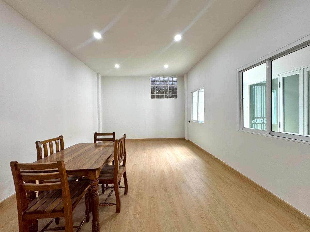 หมู่บ้านเอกศิริชัย WR-04362 7