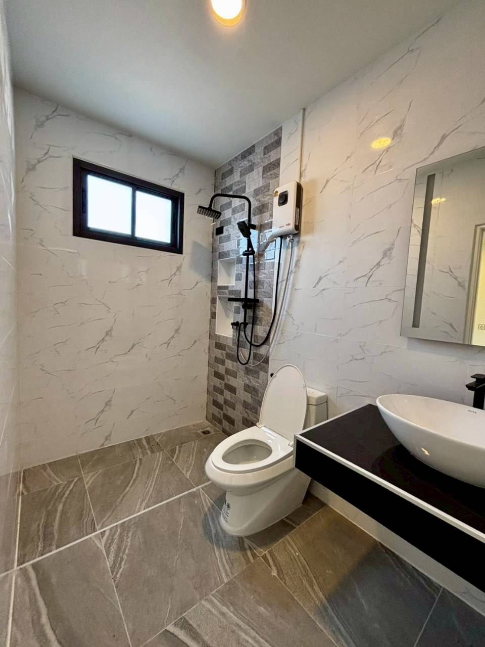 ทาวน์โฮมสไตล์โมเดิร์น WR-04363 11