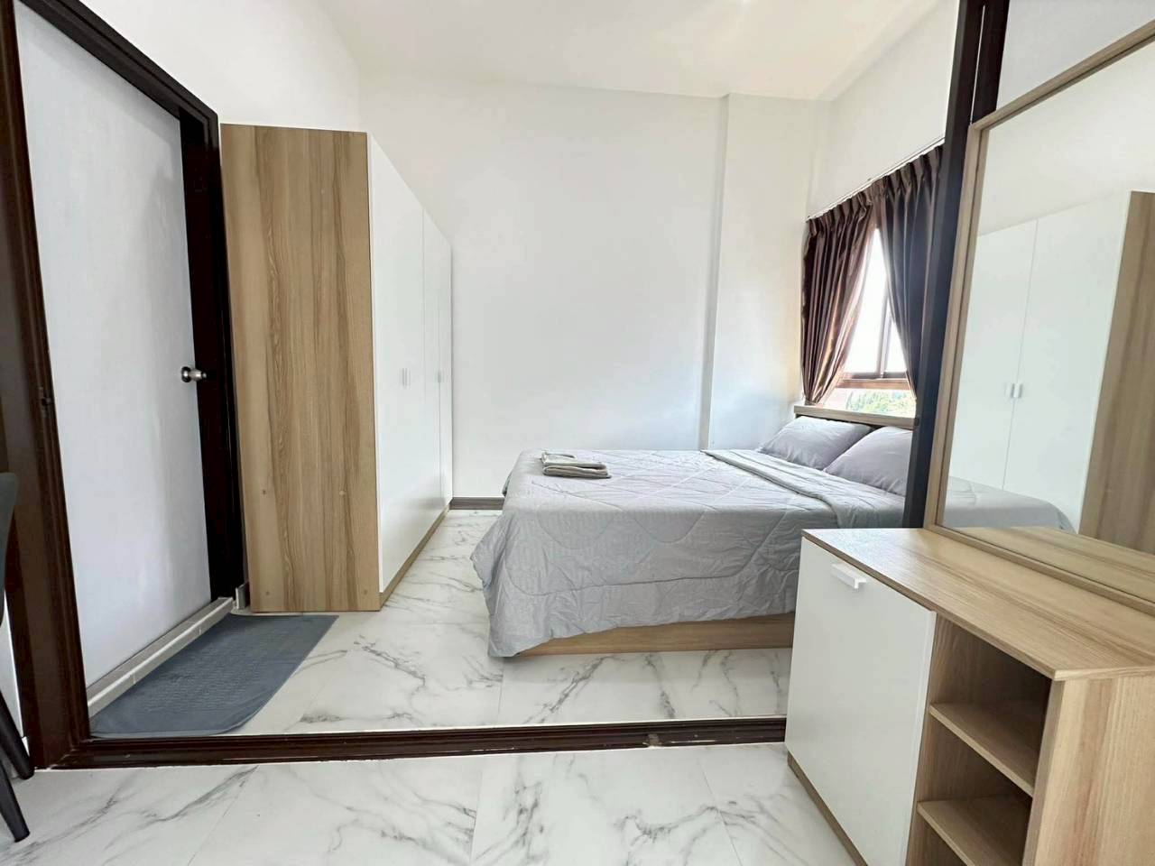 Zcape 3 Condominium WR-04365 5