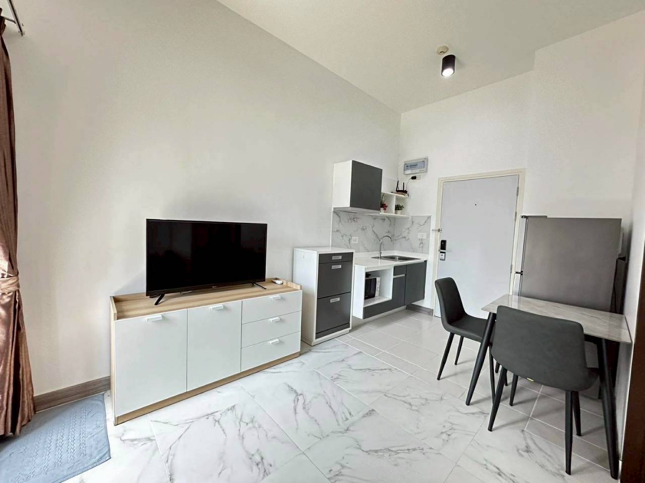 Zcape 3 Condominium WR-04365 7