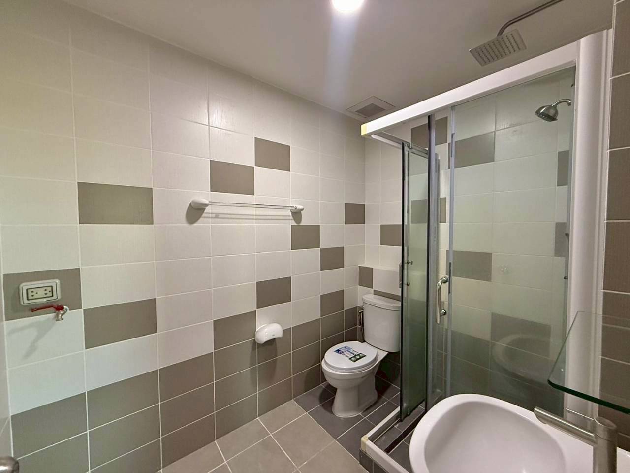 Zcape 3 Condominium WR-04393 7