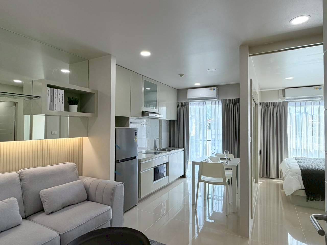 The Scene Condo WR-04414 2