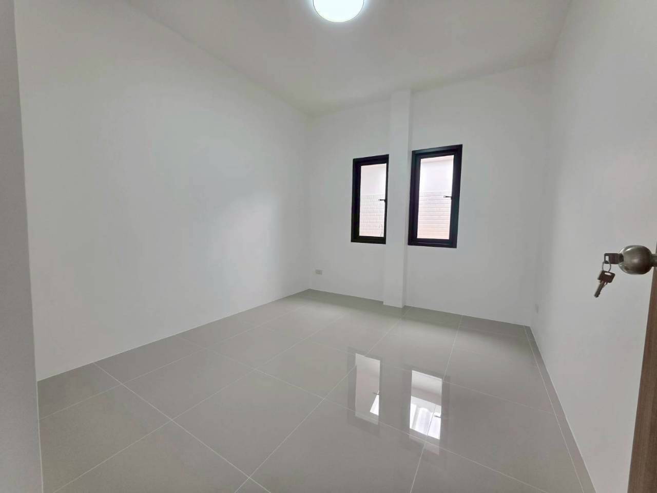 หมู่บ้านดุสิตบุรี WR-04427 6