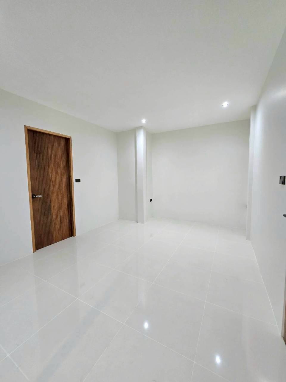 Land and House ปาริชาต WR-04428 3