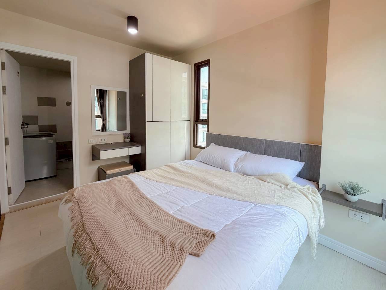 Zcape 3 Condominium WR-04435 3