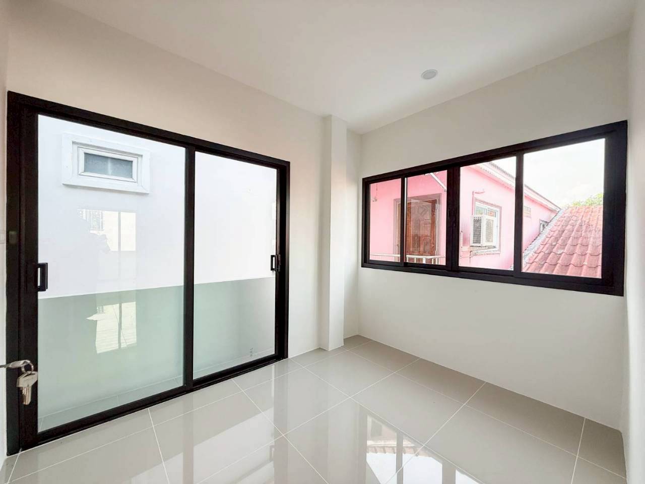 บ้านเดี่ยวโซนกะทู้ WR-04438 10