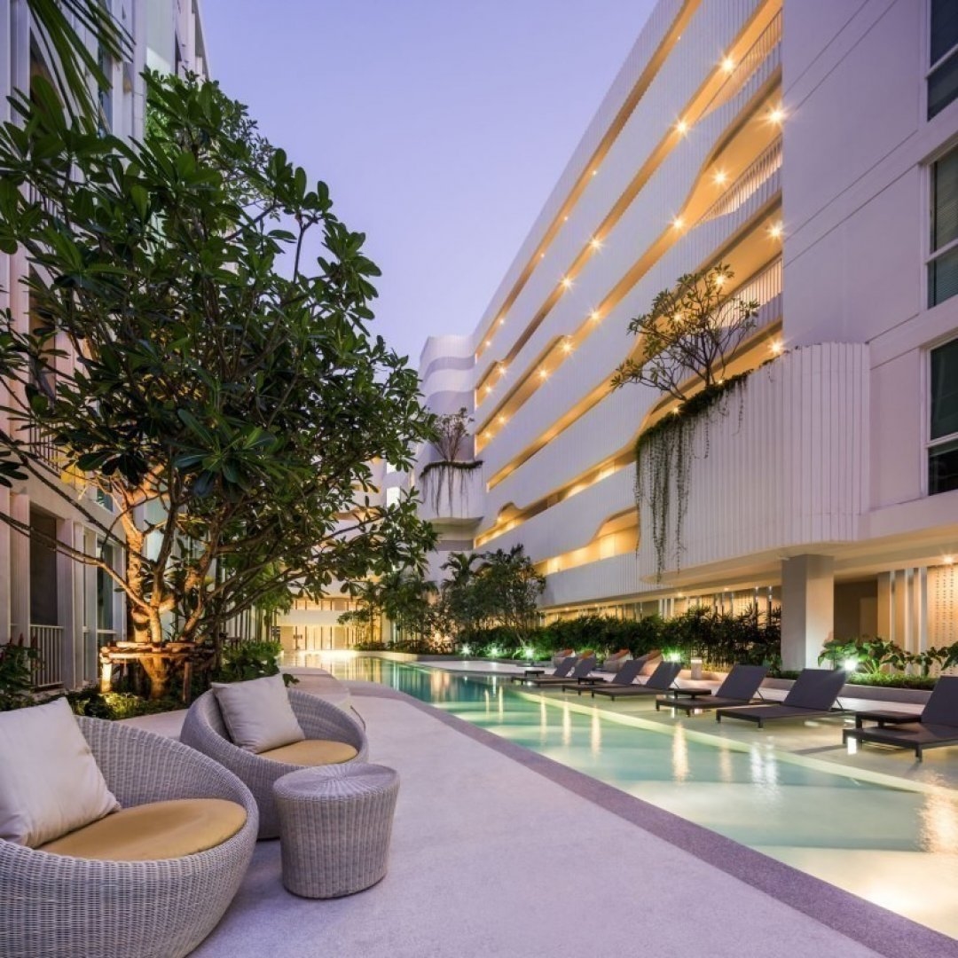 The Base Downtown WR-04441 10