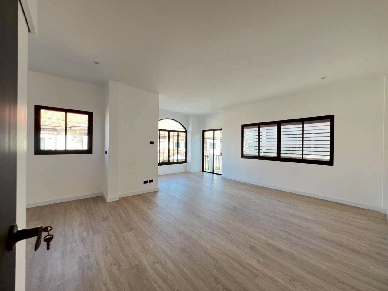 หมู่บ้านพนาสนธิ์ เทพอนุสรณ์ WR-04447 6