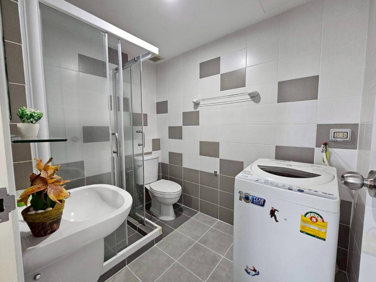 Zcape 3 Condominium WR-04453 9