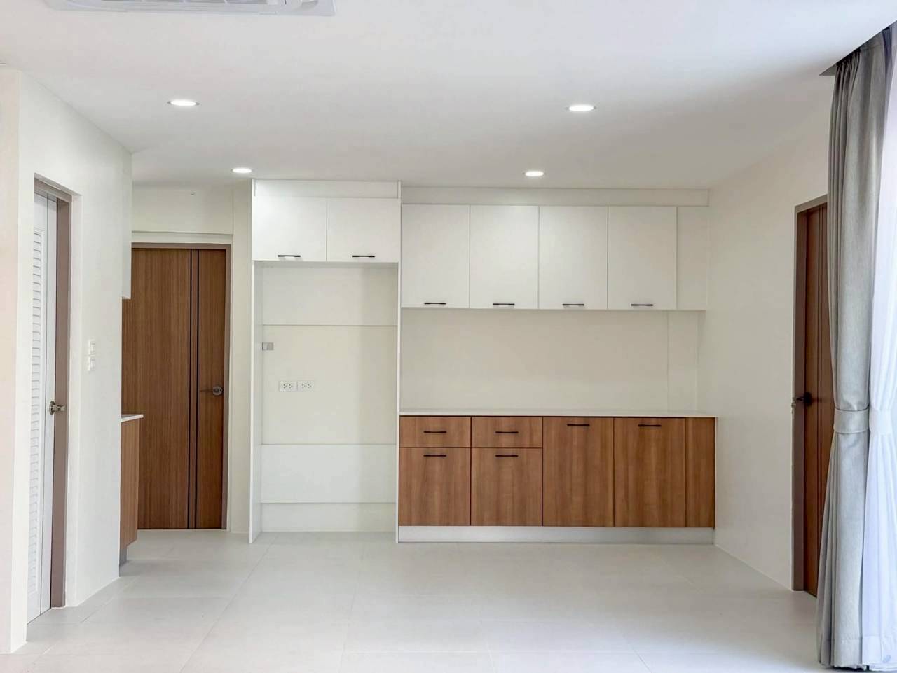 Land and House สีวลี WR-03332 7