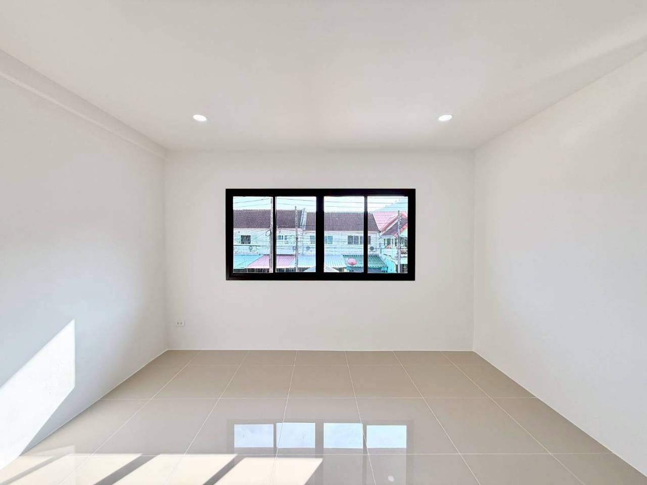 หมู่บ้านโกลเด้นวิลล์ 2 WR-04459 4