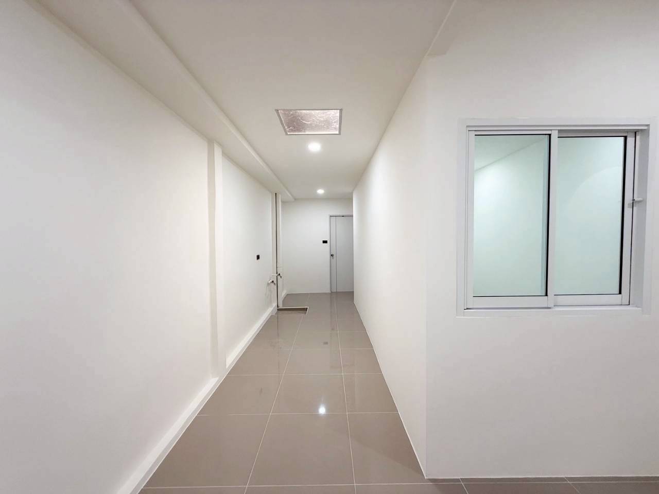 หมู่บ้านธารทอง 5 WR-04462 5