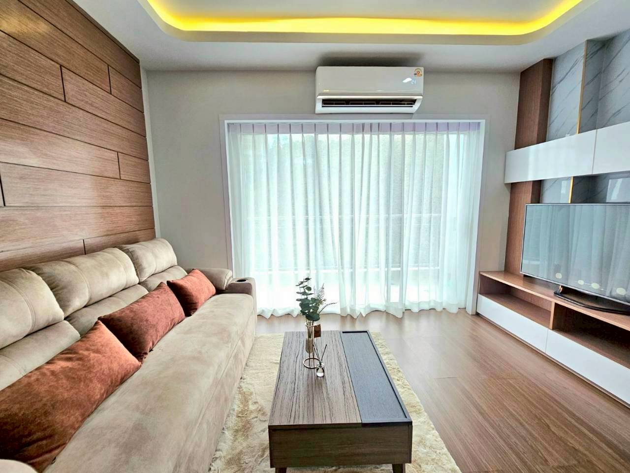Phanason The Green Place Condominium WR-04478 2