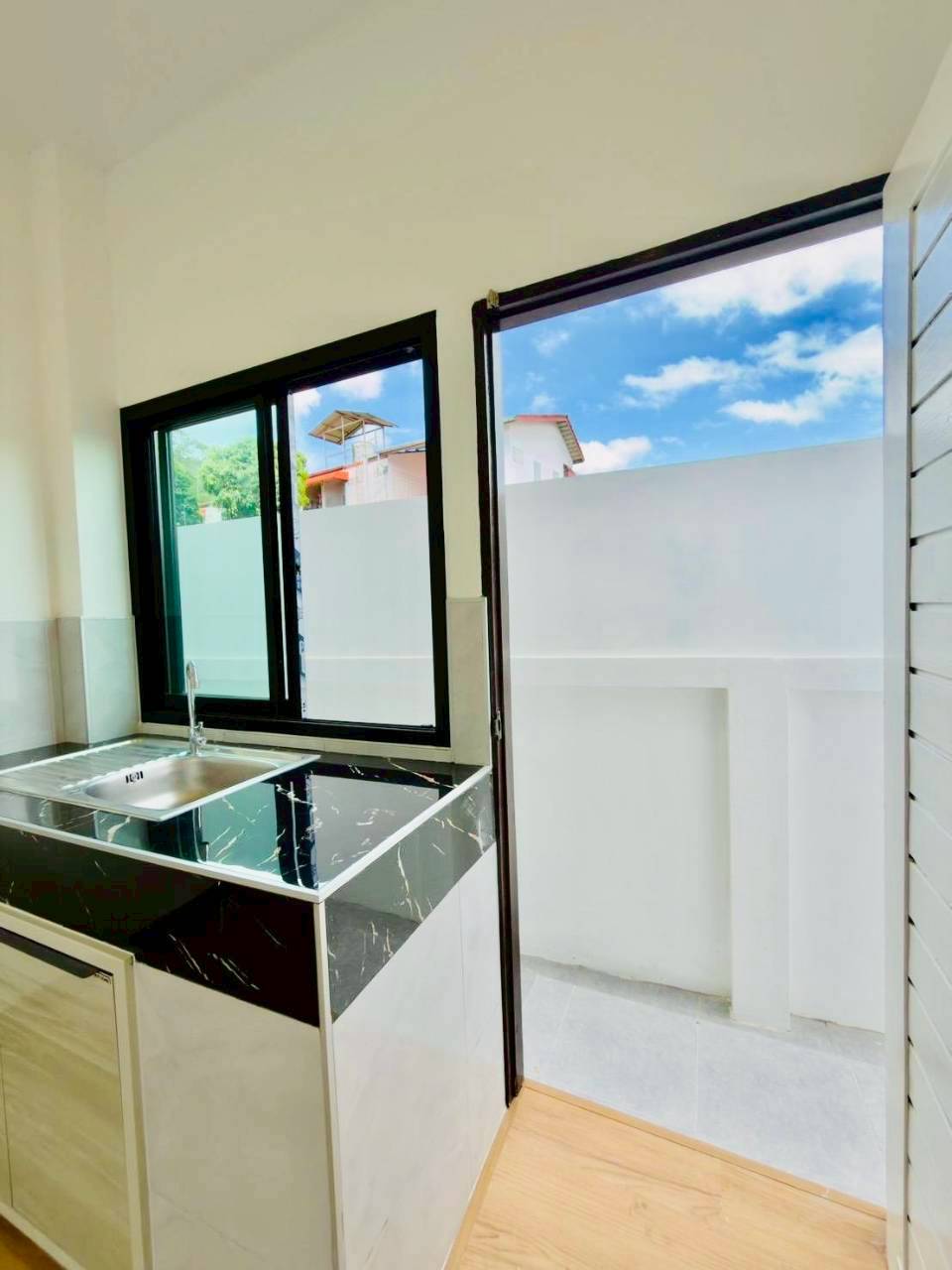 บ้านโซนกะทู้ WR-04498 8