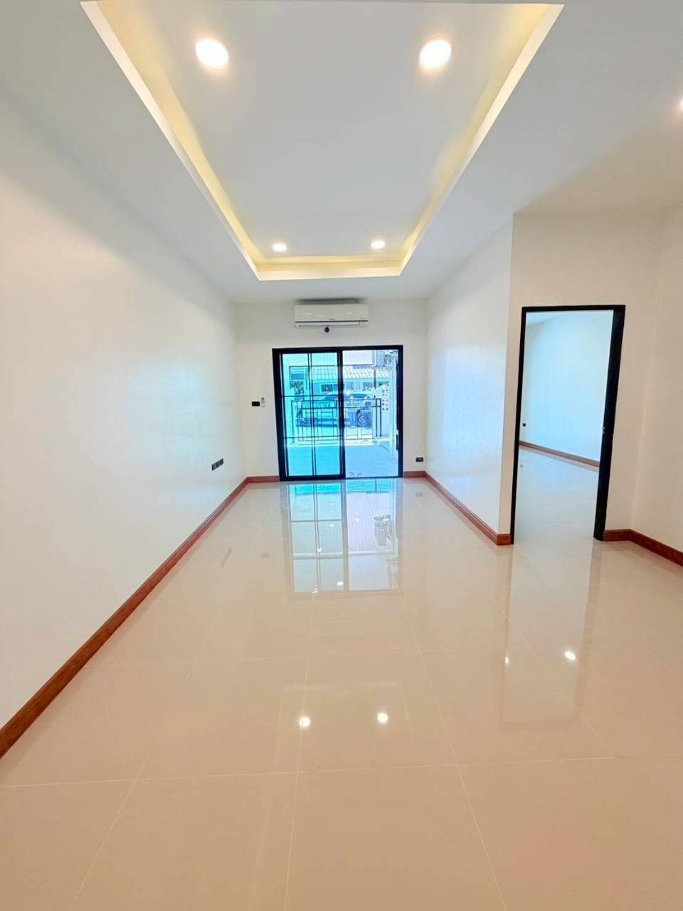 หมู่บ้านตะวันเพลส WR-04499 4