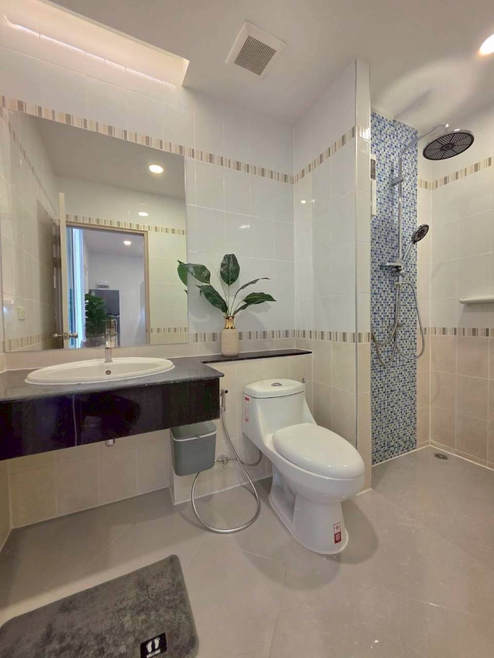Phanason The Green Place Condominium WR-04509 10