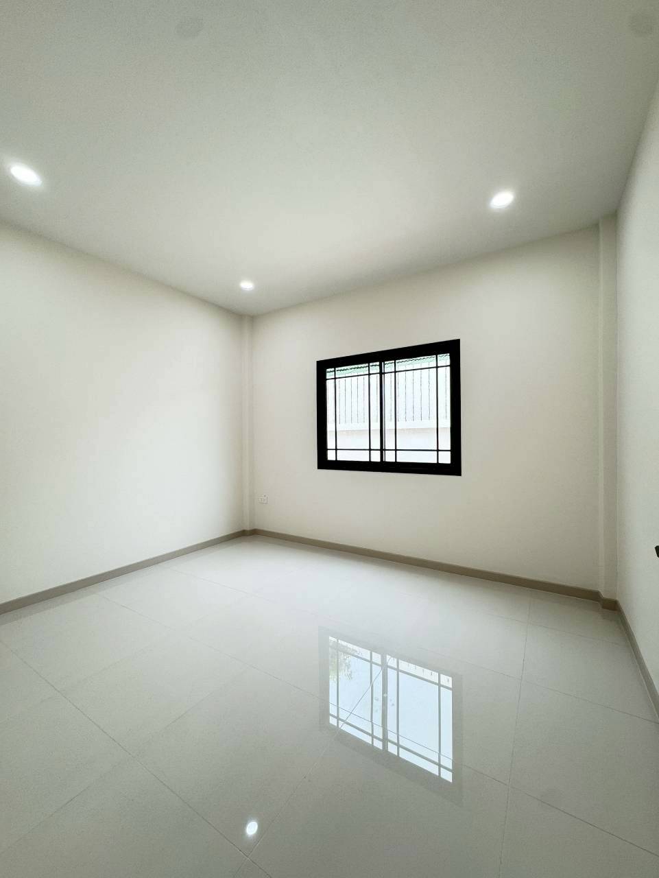 หมู่บ้านเทพนิมิตร ฉลอง WR-04526 8
